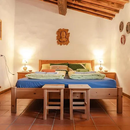 Reggioli- Erborista Apartamento *